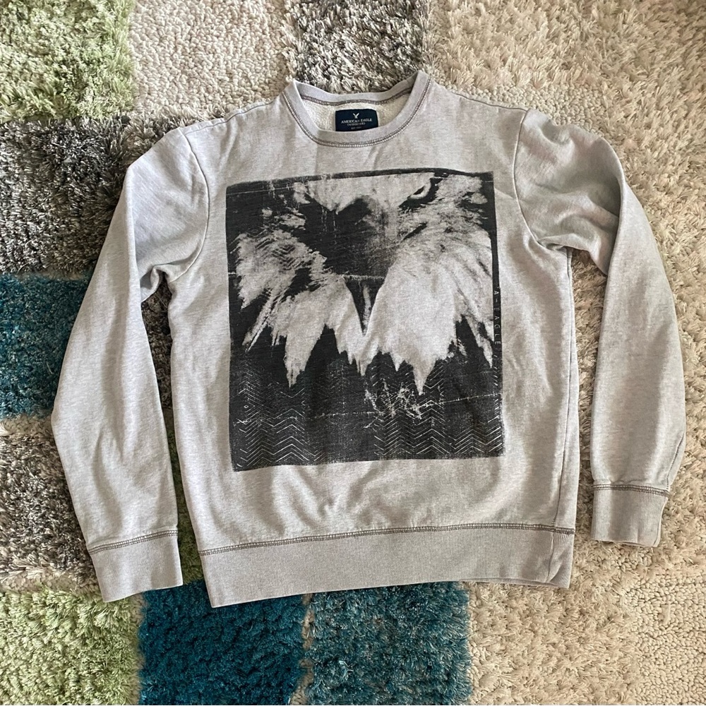American Eagle outfitters, gray sweatshirt, eagle picture small